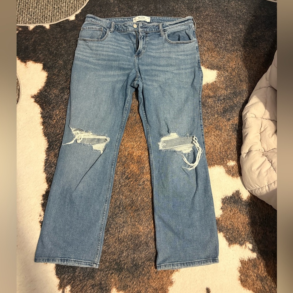 Women’s Hollister low rises jeans